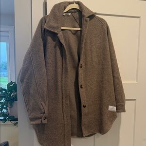 Women’s medium Anian Tan Wool Shirt Jacket